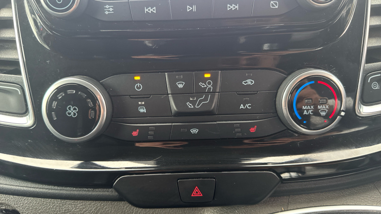 Ford Transit Custom 300 L2 Diesel Fwd 2.0 EcoBlue 130ps High Roof Limited Van